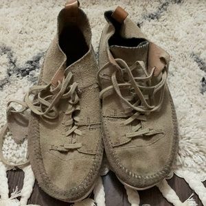 Tan suede clark's trigenic flex shoes